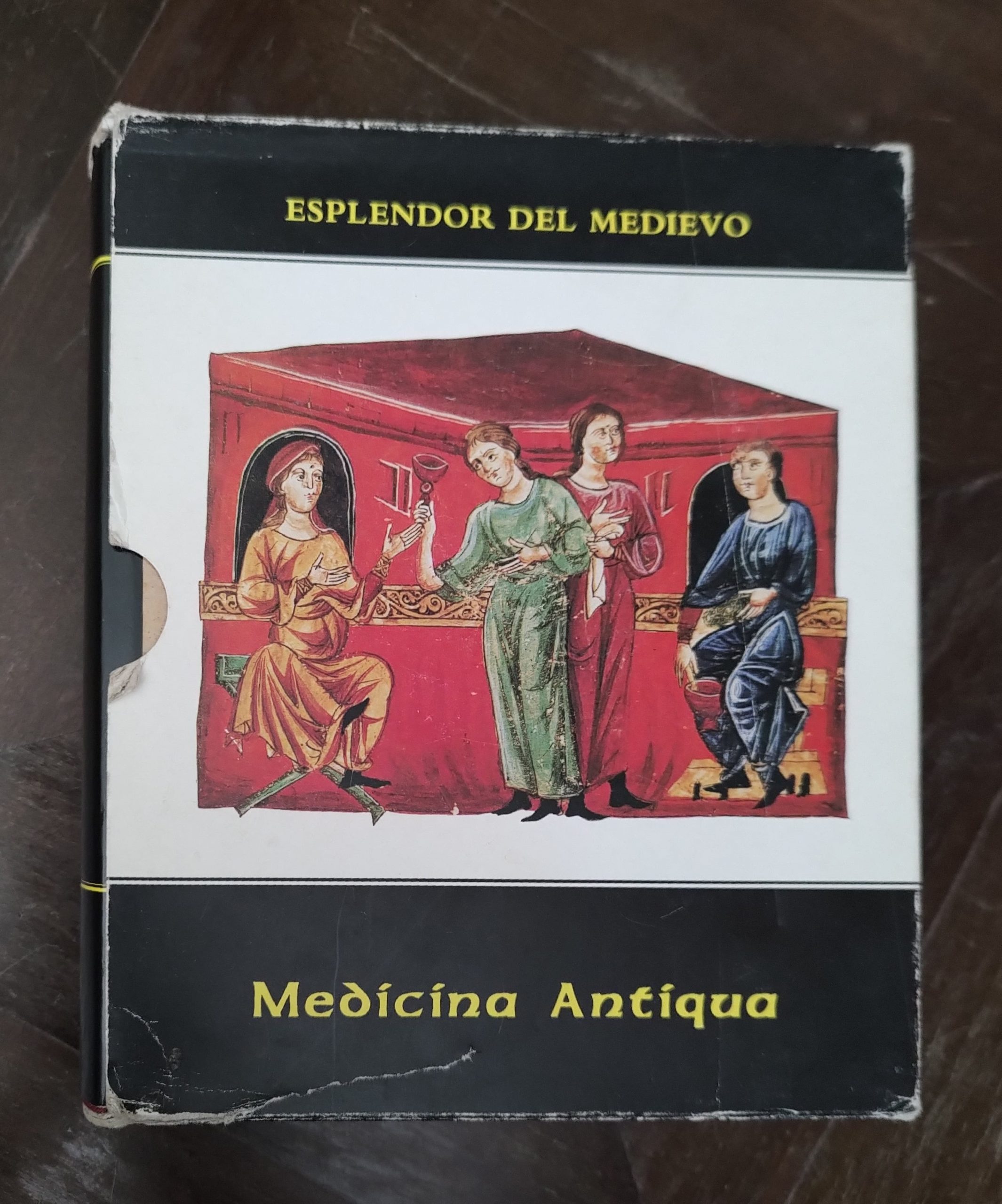 MEDICINA ANTIQUA, de D. Gracia, Charles H. Talbot, F. Unterkircher y Carmen Pita