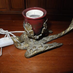 Lampara Bronce Con Casquete