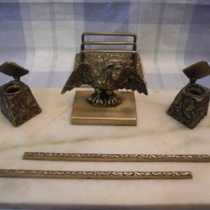 Escribania en Bronce y Marmol