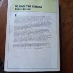 DE AMOR Y DE SOMBRA de Isabel Allende. Primera edición octubre 1984 - Imagen 3
