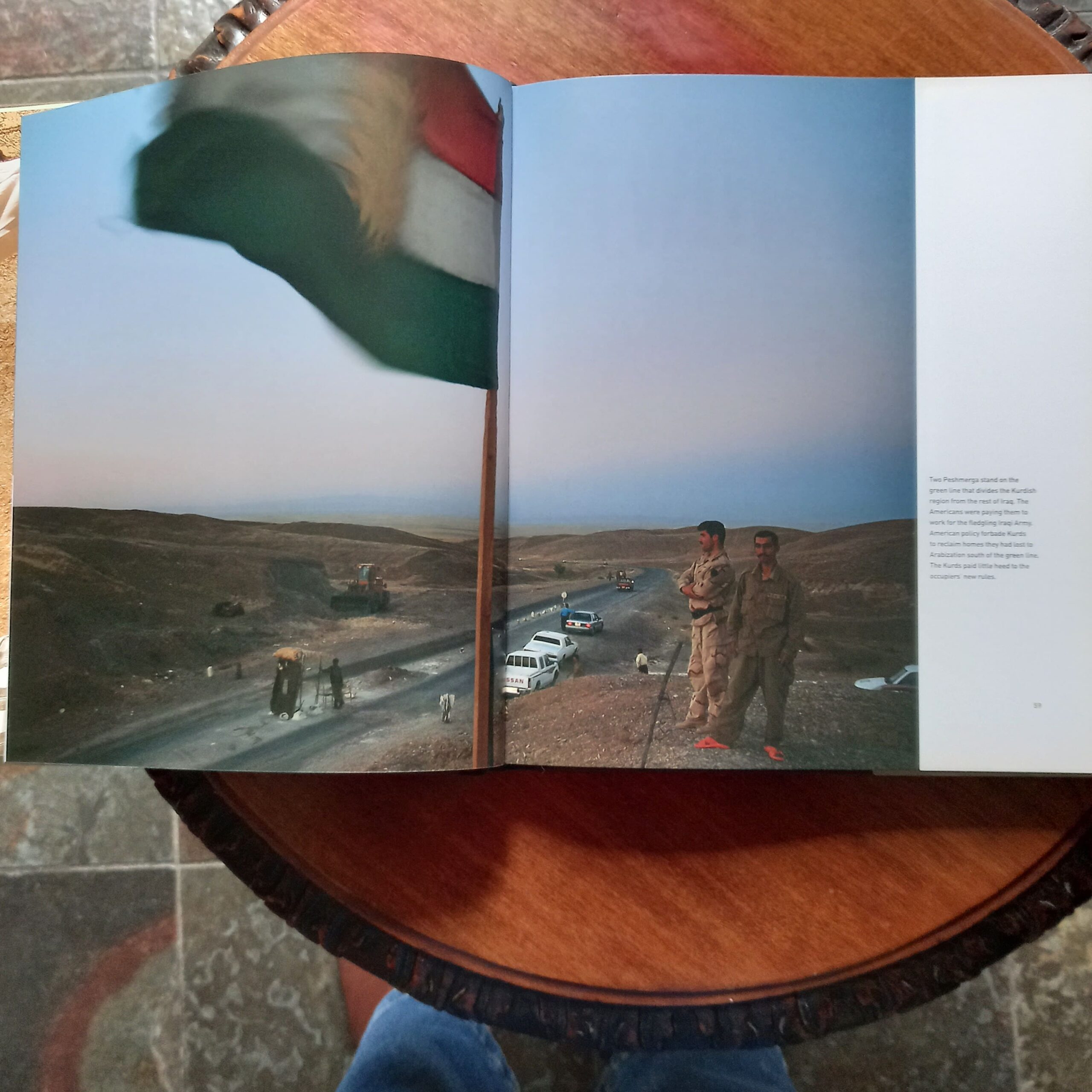 WHISKEY TANGO FOXTROT de Ashley Gilbertson - Imagen 6