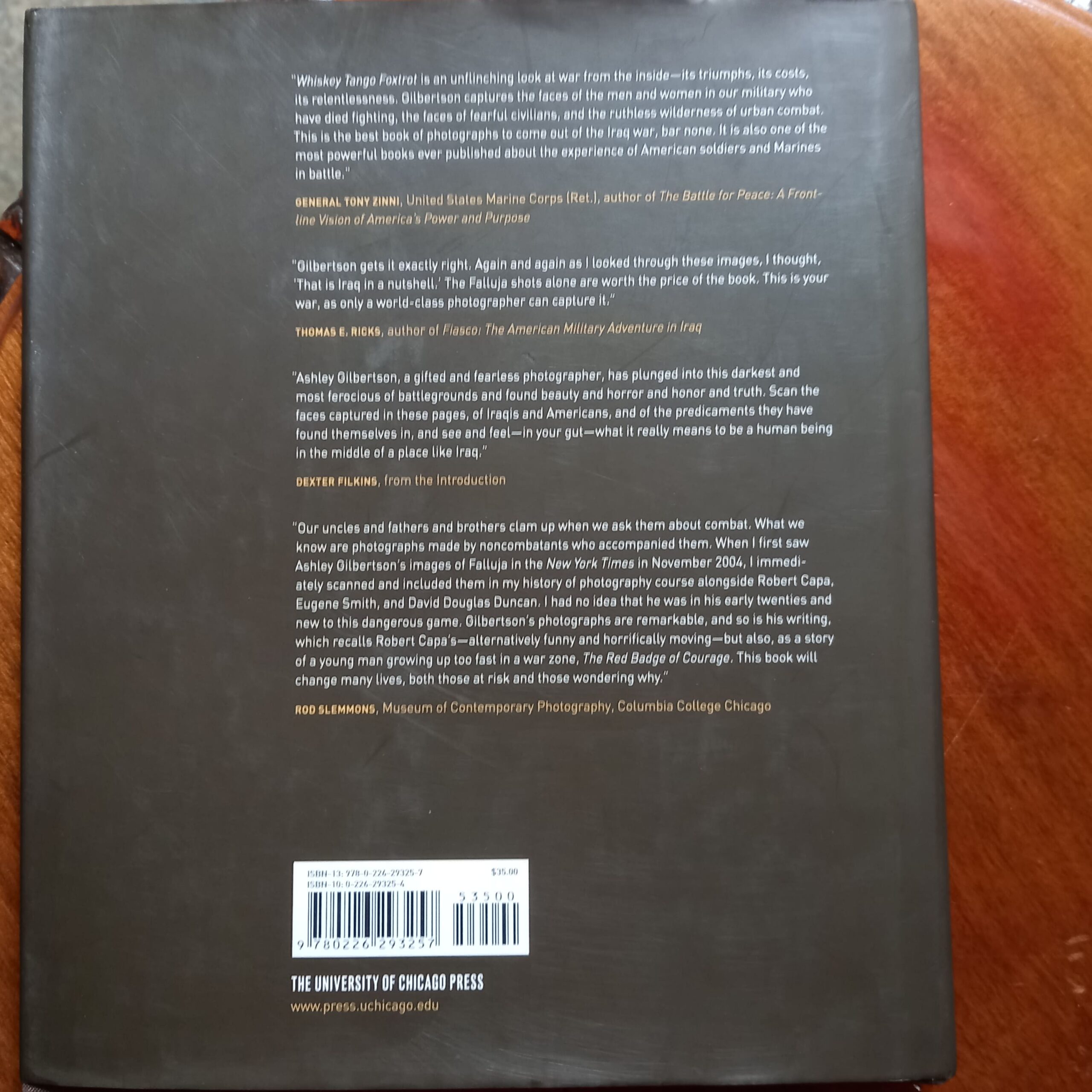 WHISKEY TANGO FOXTROT de Ashley Gilbertson - Imagen 11