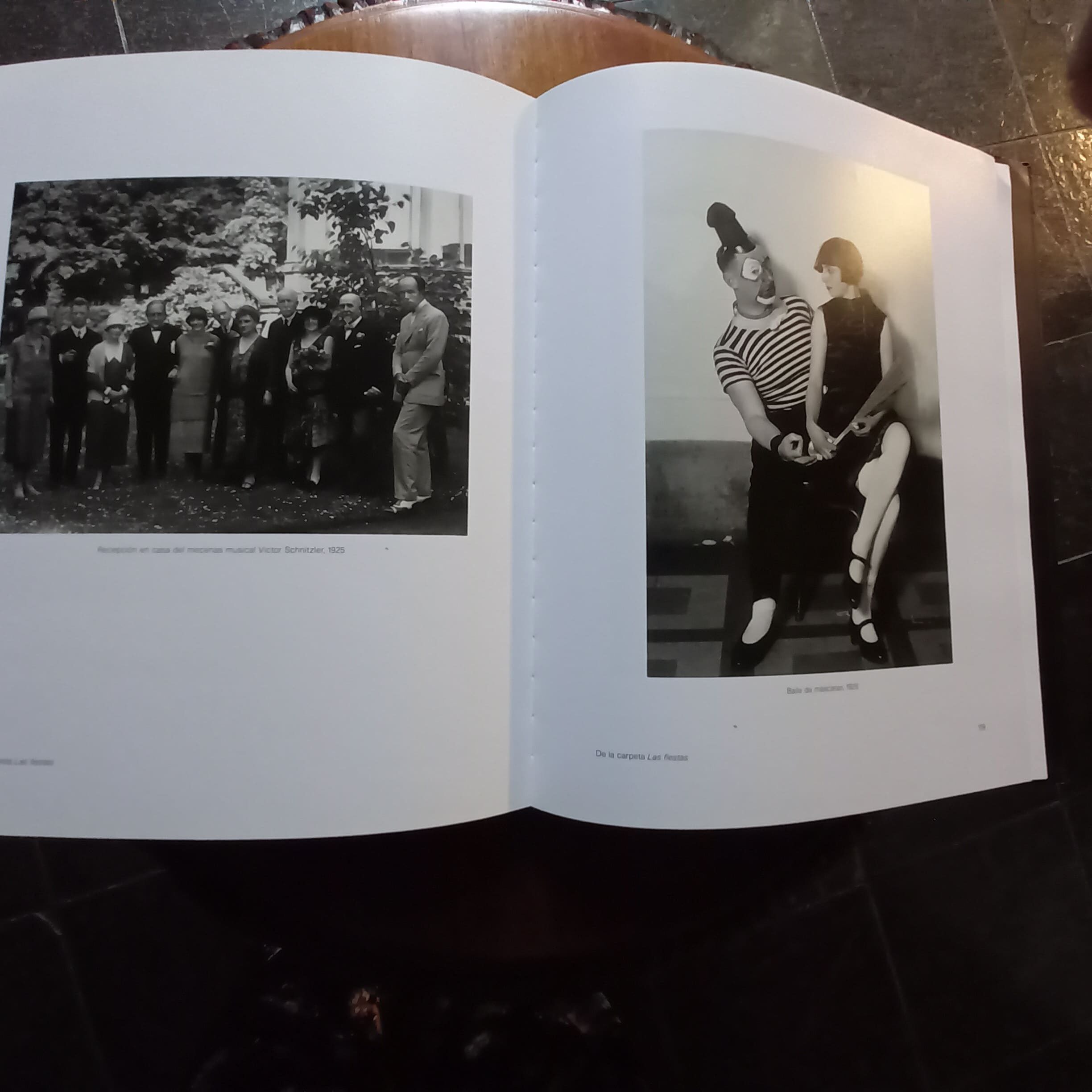 RETRATOS : LA MUJER EN EL PROYECTO HOMBRES DEL SIGLO XX de August Sander - Imagen 6