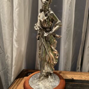 Figura Art Nouveau de zinc