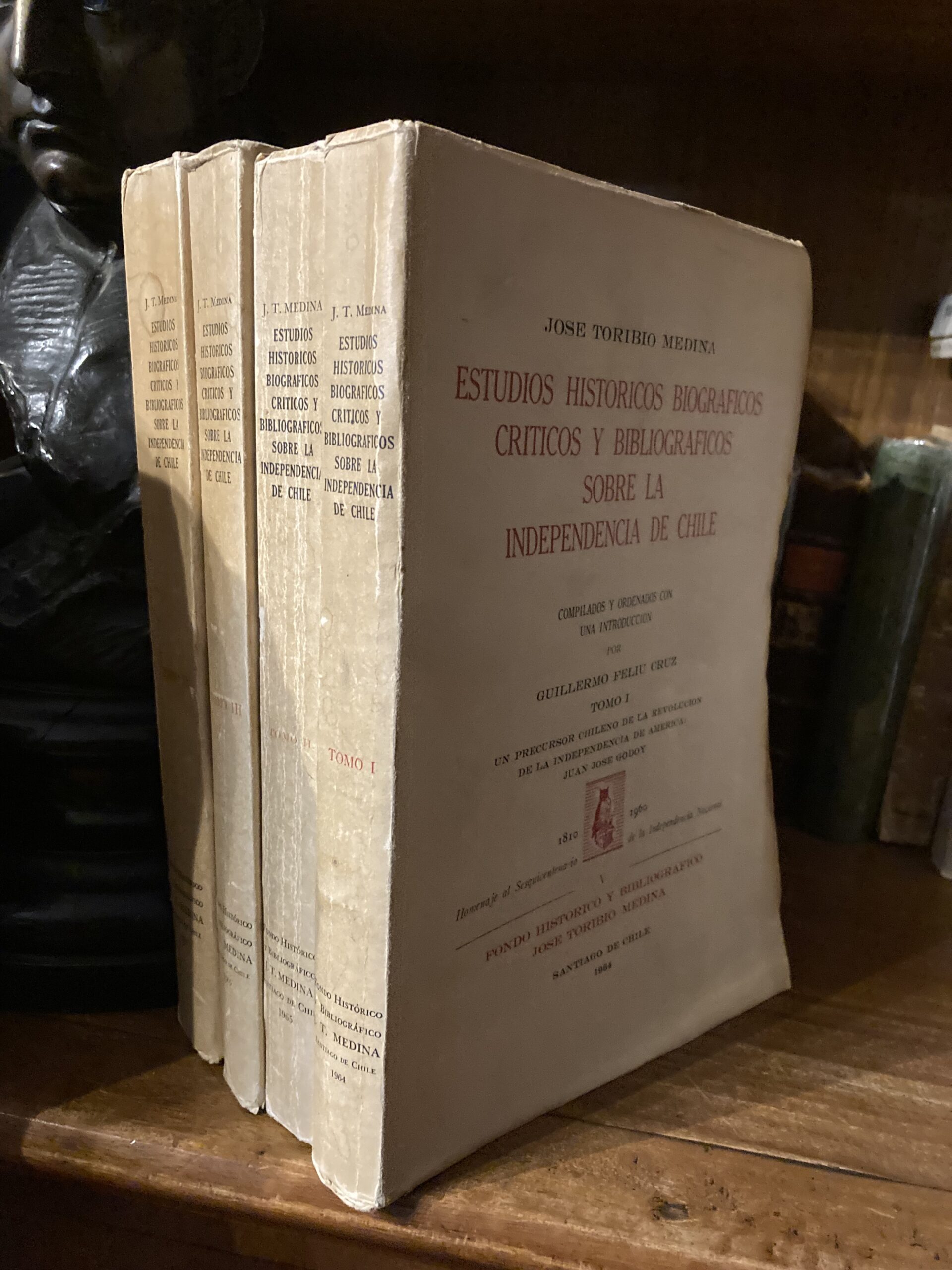 Estudios Históricos Biográficos Críticos y Bibliográficos sobre la Independencia de Chile