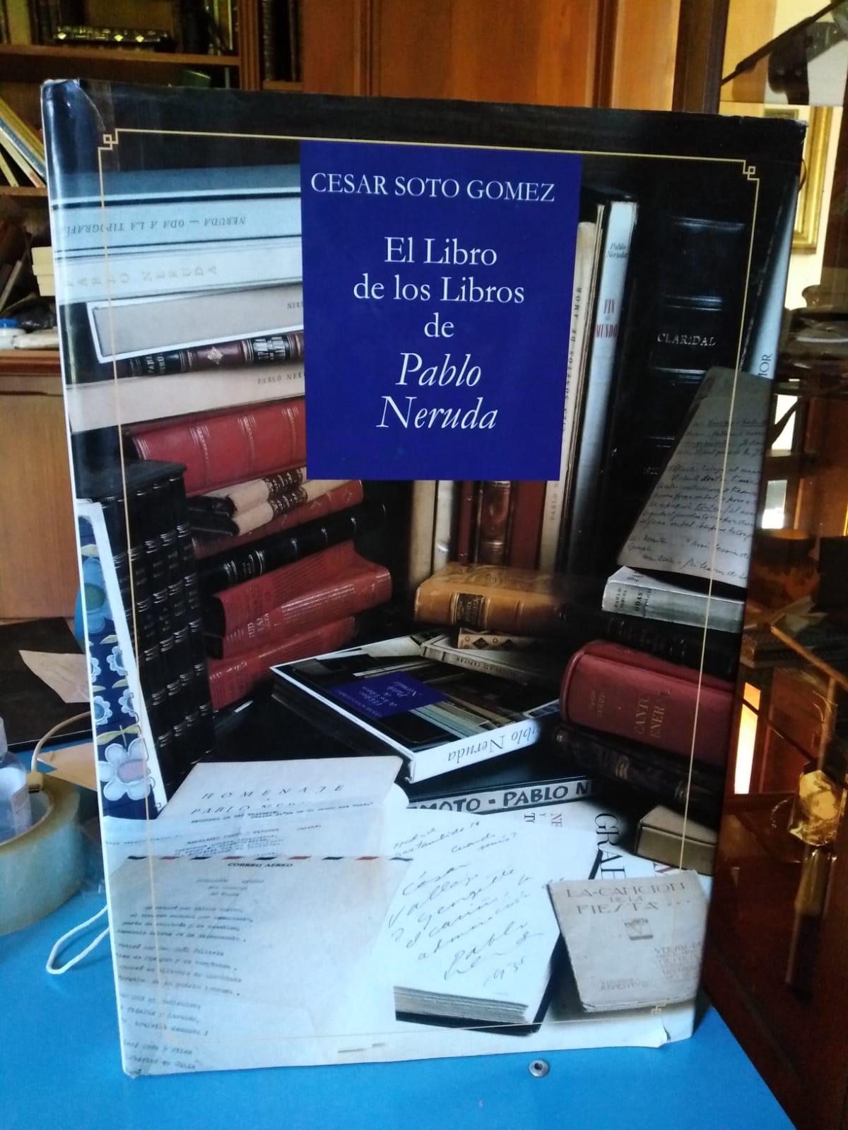 El Libro de los Libros de Pablo Neruda - César Soto Gómez -