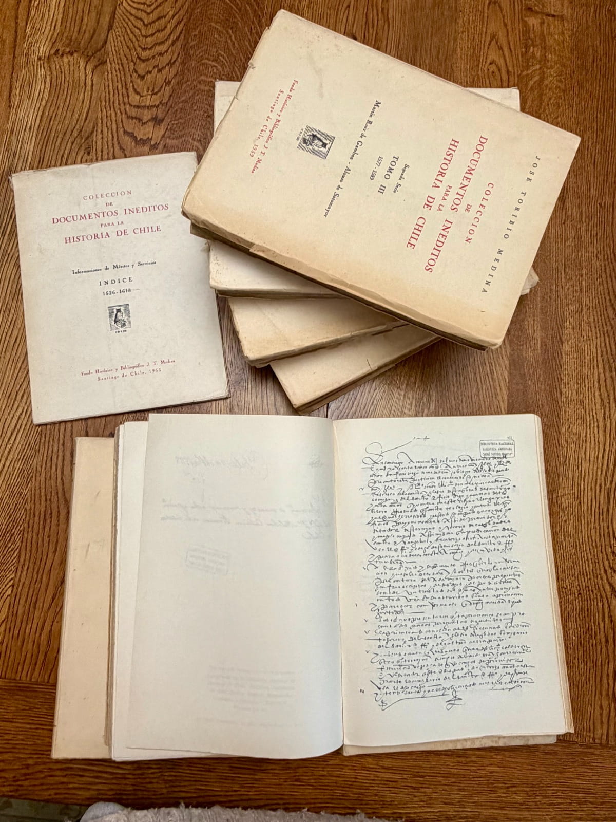 COLECCIÓN DE DOCUMENTOS INÉDITOS PARA LA HISTORIA DE CHILE de José