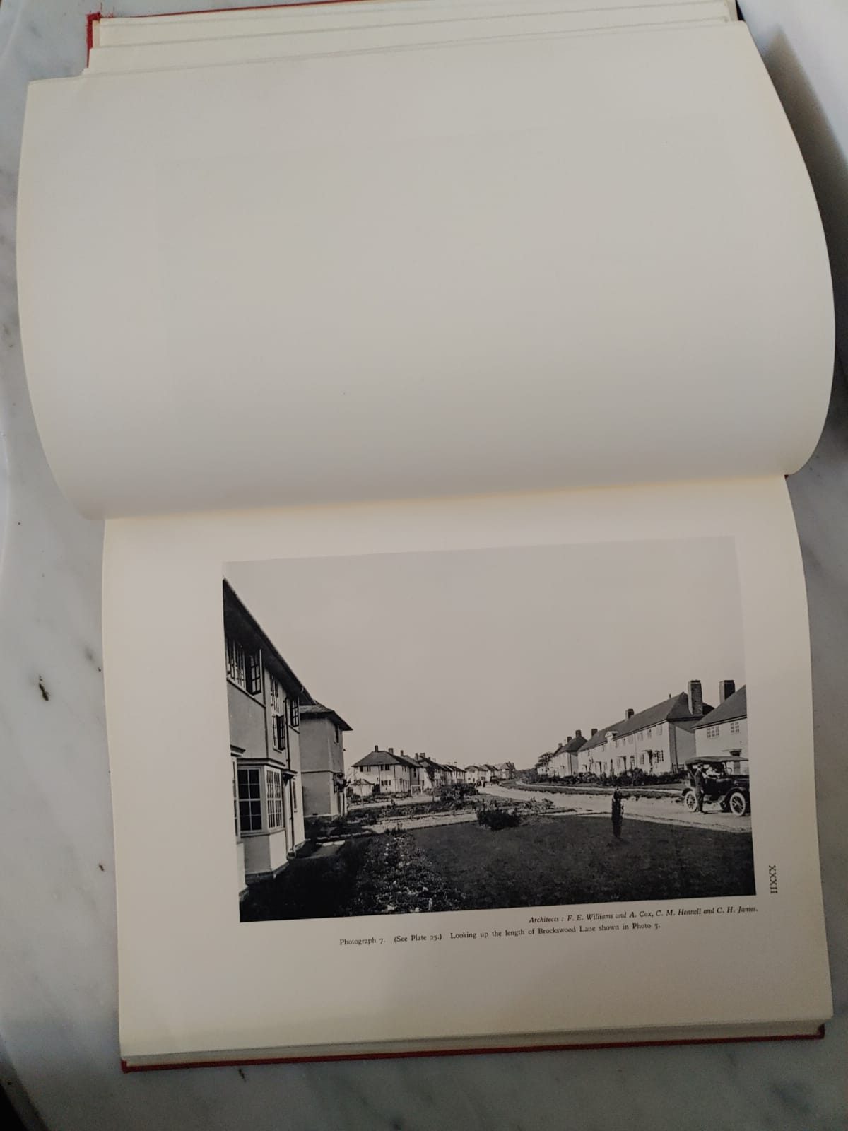 SITE PLANNING IN PRACTICE AT WELWYN GARDEN CITY de Louis de Soissons y Arthur William Kenyon. Primera edición - Imagen 4