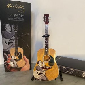 MINIATURA GUITARRA ELVIS PRESLEY 1955 AXE HEAVEM RÉPLICA COLECCIÓN