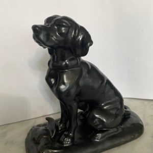 PERRO CAZADOR o COBRADOR CON SU PRESA de CERÁMICA DE LOTA (Antes de 1950)