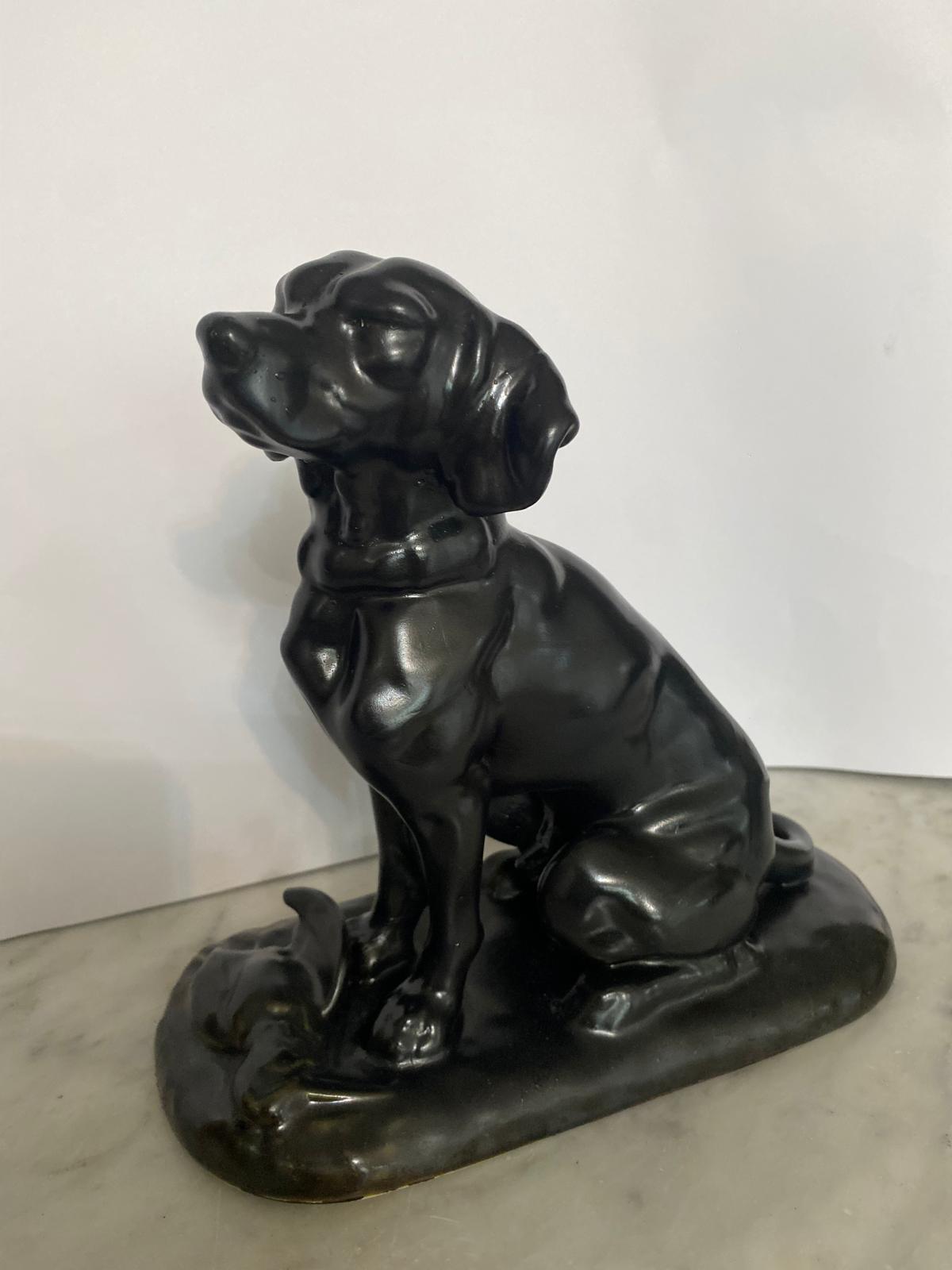PERRO CAZADOR o COBRADOR CON SU PRESA de CERÁMICA DE LOTA (Antes de 1950)