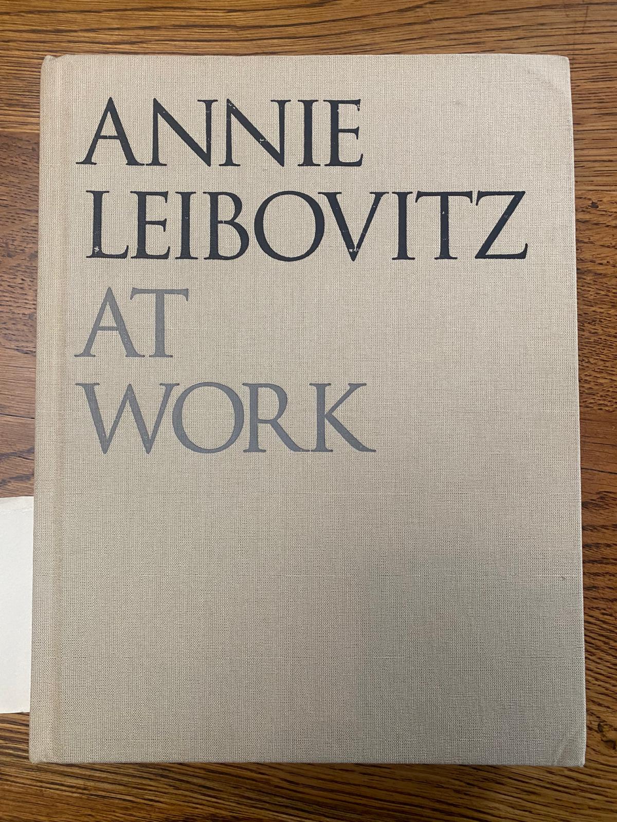 ANNIE LEIBOVITZ AT WORK